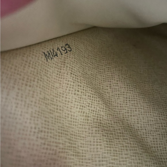 Louis Vuitton Damier Azur Zippy Compact Wallet DISCONTINUED - Picture 8 of 12